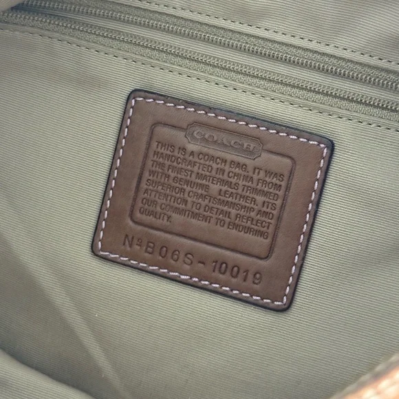 Vintage Coach Y2K Patchwork Shoulder Bag - Picture 12 of 13